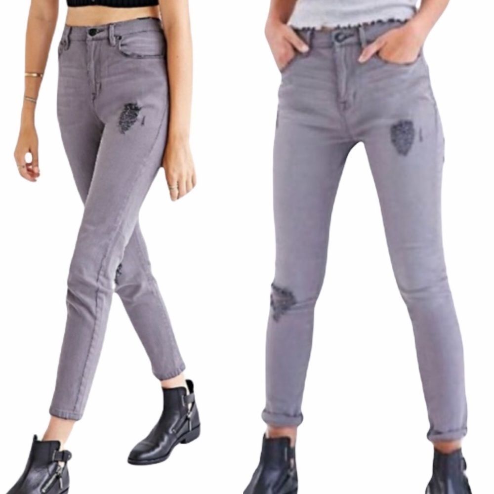 BDG High Rise Twig Ankle Gray‎ Distressed Jeans 28